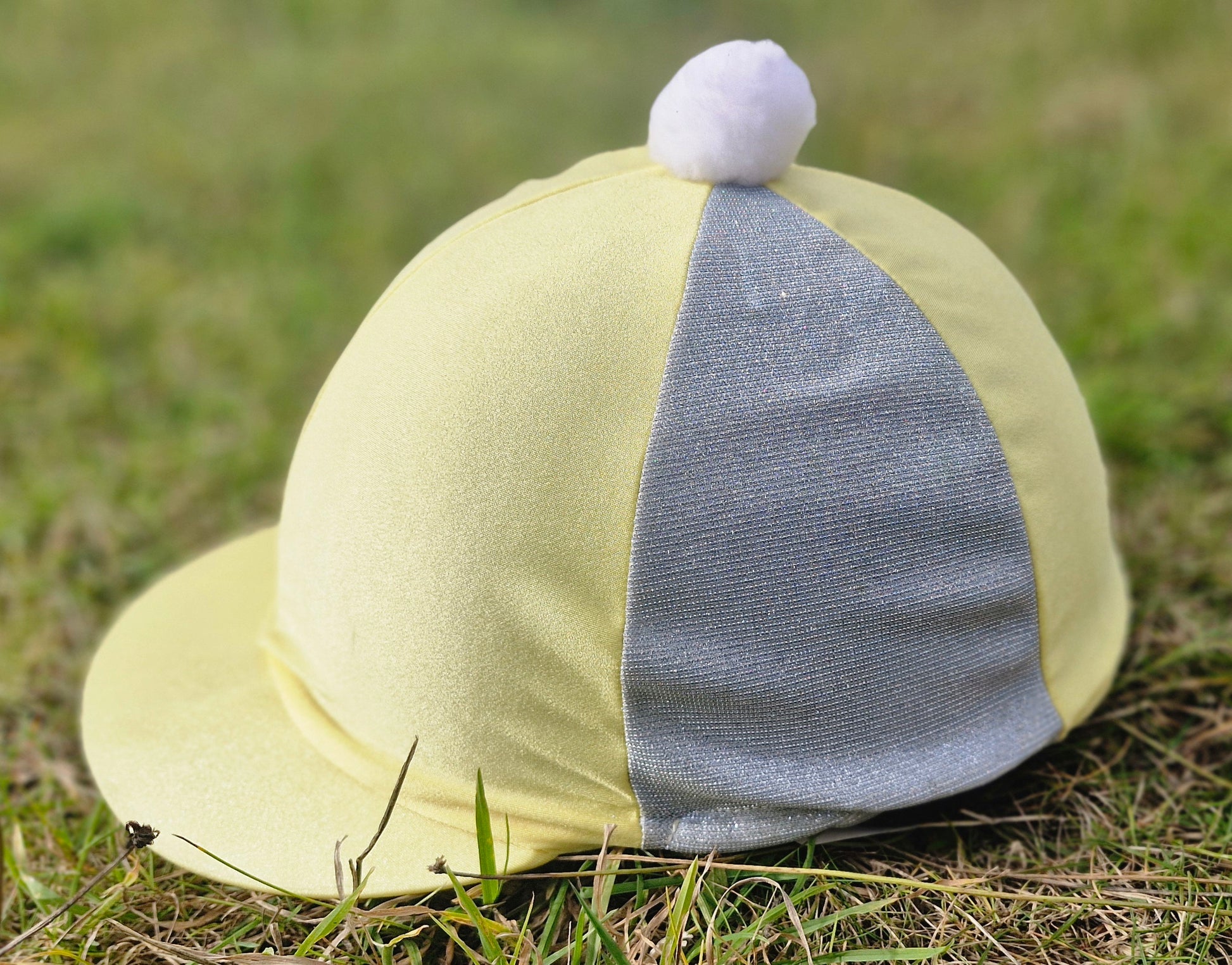 Glitzy Yellow Hat Silk image 0